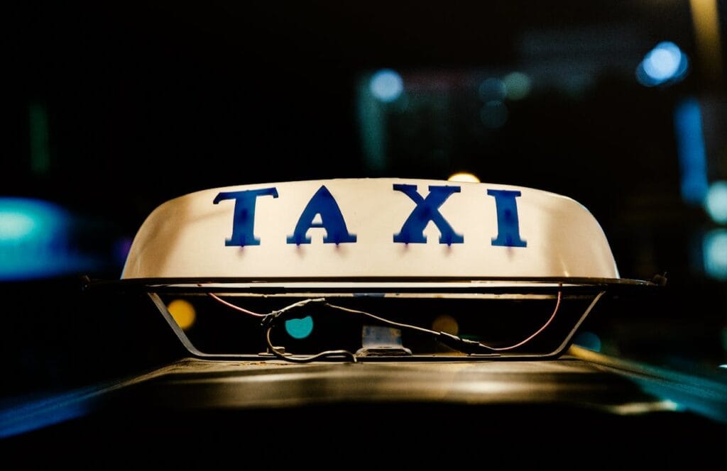 Image showing night taxi in london
